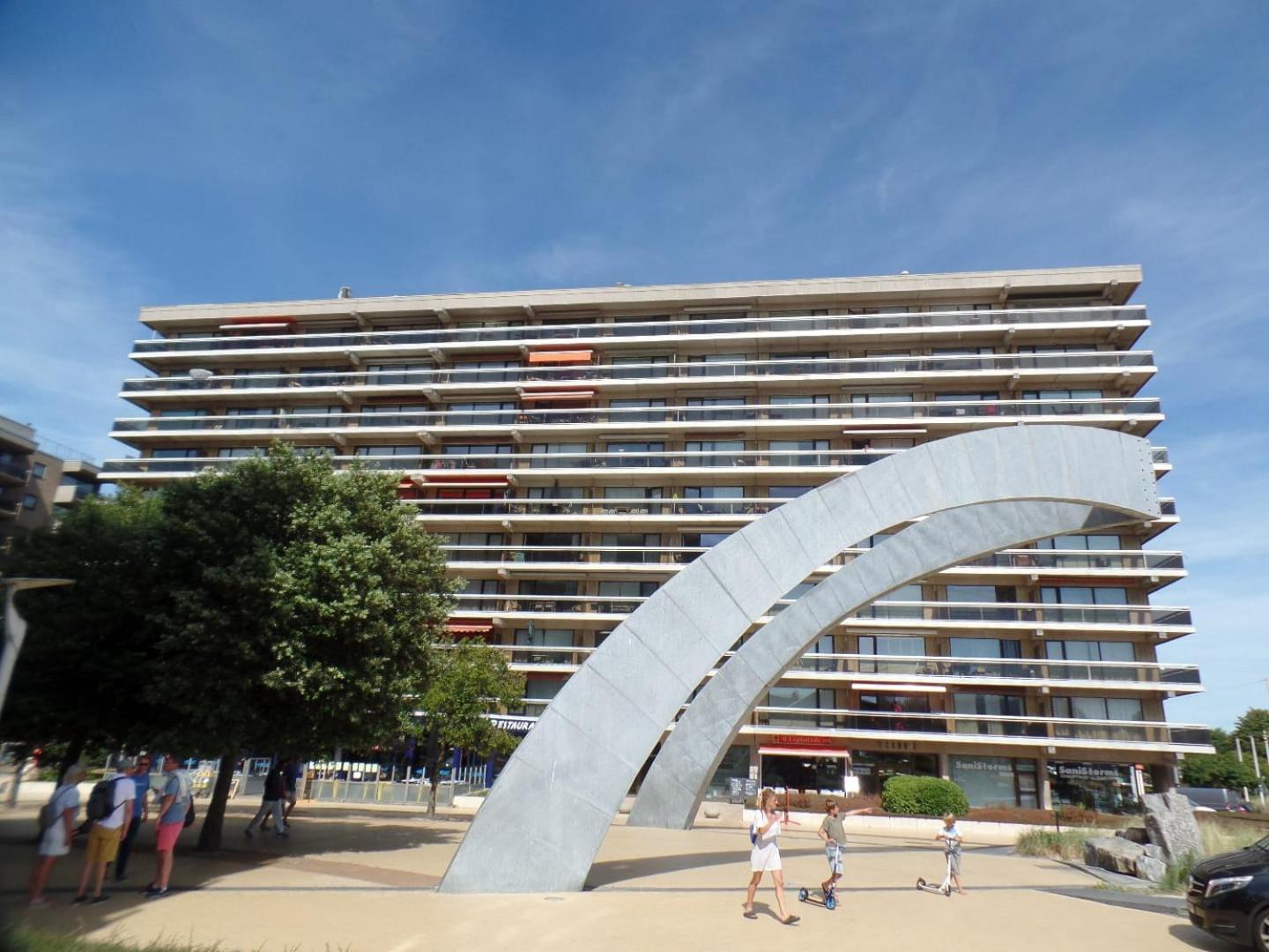 The Vans La Panne Extérieur photo